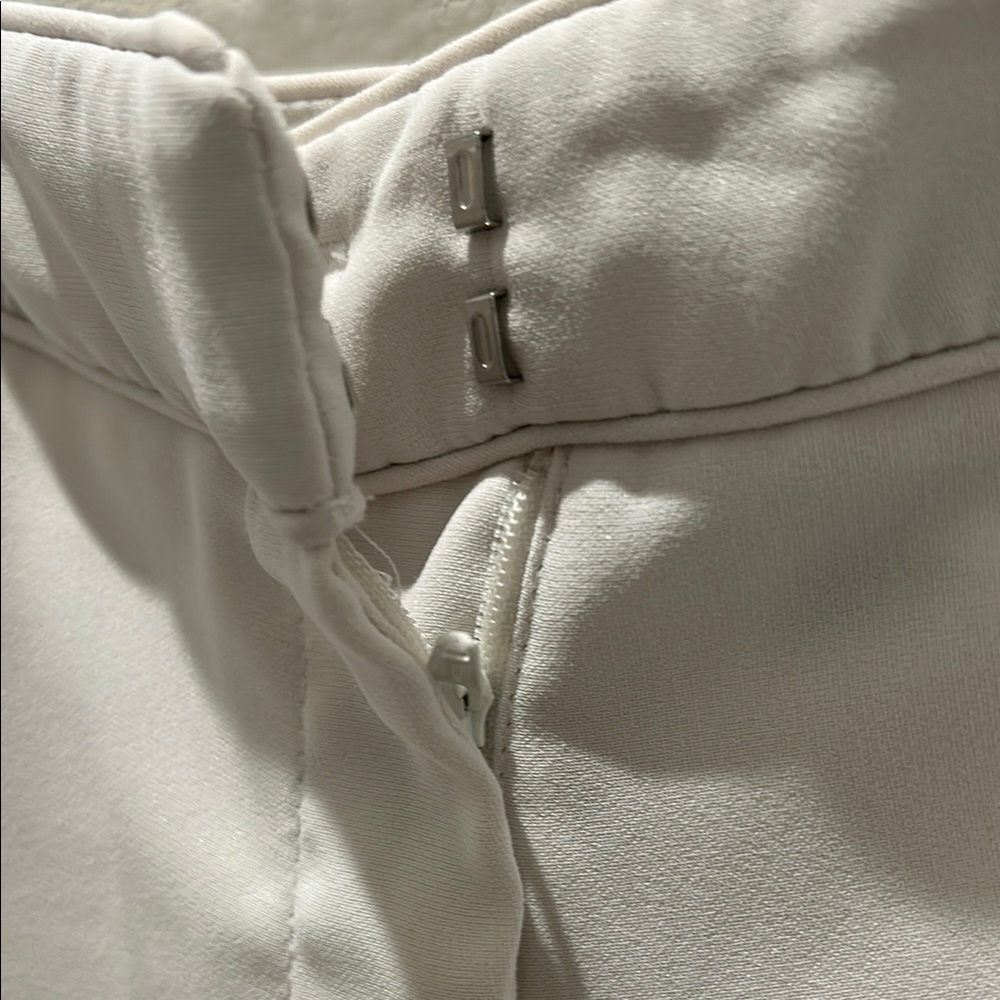 h&M Women's Cream Shorts with Pockets - Picture 5 of 7